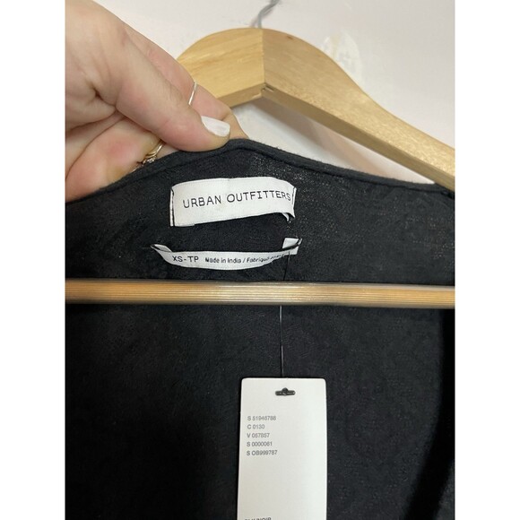 Urban Outfitters Women's XS Black Maxi Wrap Dress Short sleeve NWT - Picture 3 of 6